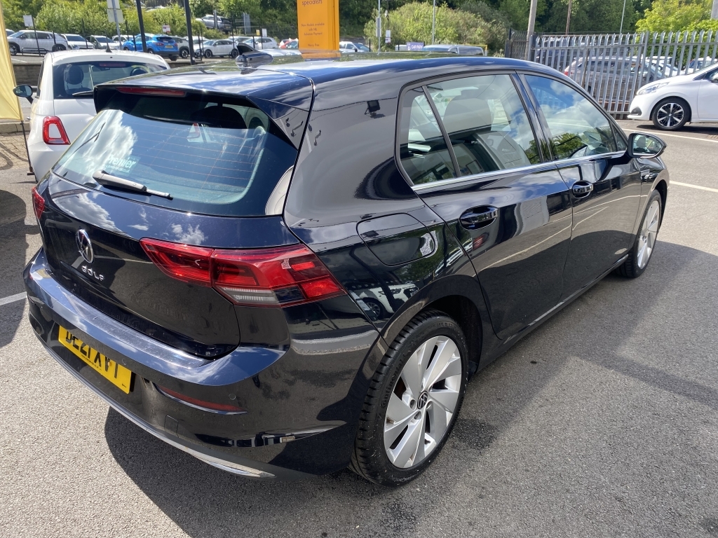 Volkswagen Golf 1.5 Style Tsi DE21XVT Black #4