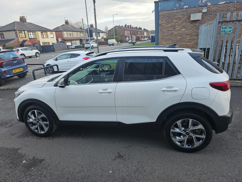 Kia Stonic 1.0 Gt-line ML25JBZ White #5