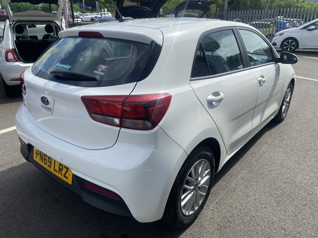 Kia RIO 1.2 2 Isg White #4