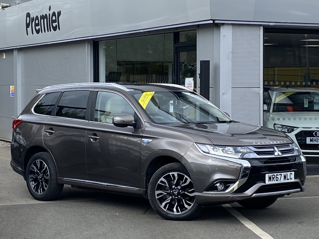 Mitsubishi Outlander 2.0 Phev 5H Brown