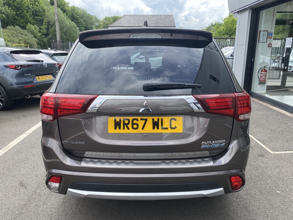 Mitsubishi Outlander 2.0 Phev 5H Brown #5