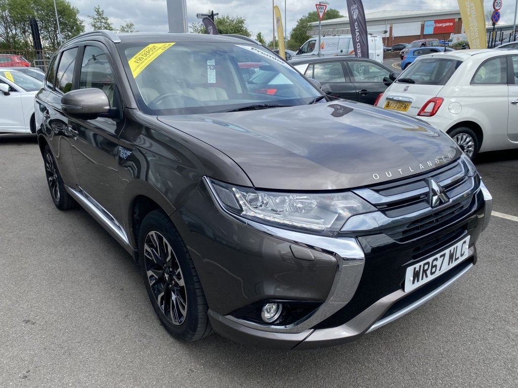 Mitsubishi Outlander 2.0 Phev 5H Brown #2