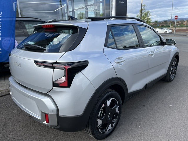 Kia Stonic Hatchback  Silver #2
