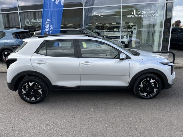 Kia Stonic Hatchback  Silver #3