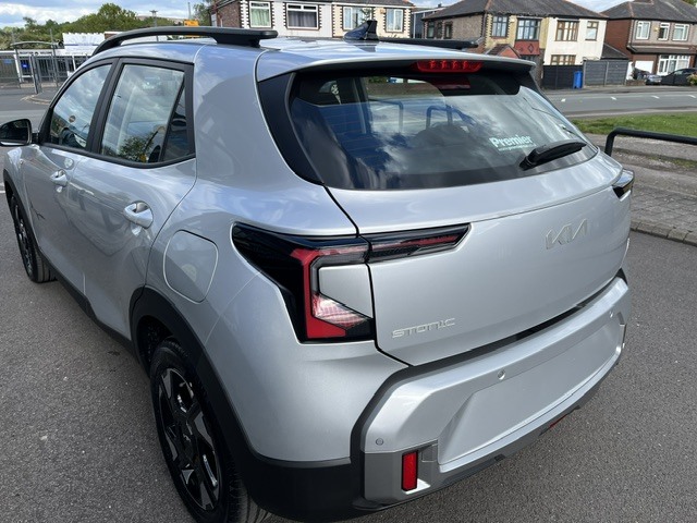 Kia Stonic Hatchback  Silver #4