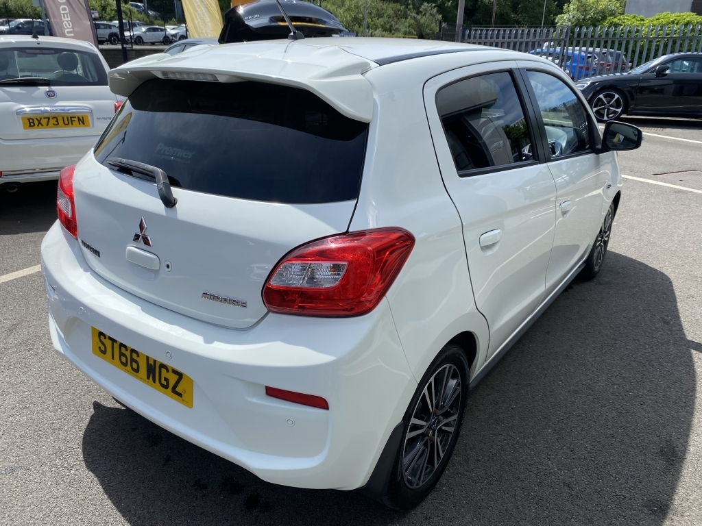 Mitsubishi Mirage 1.2 Juro White #4