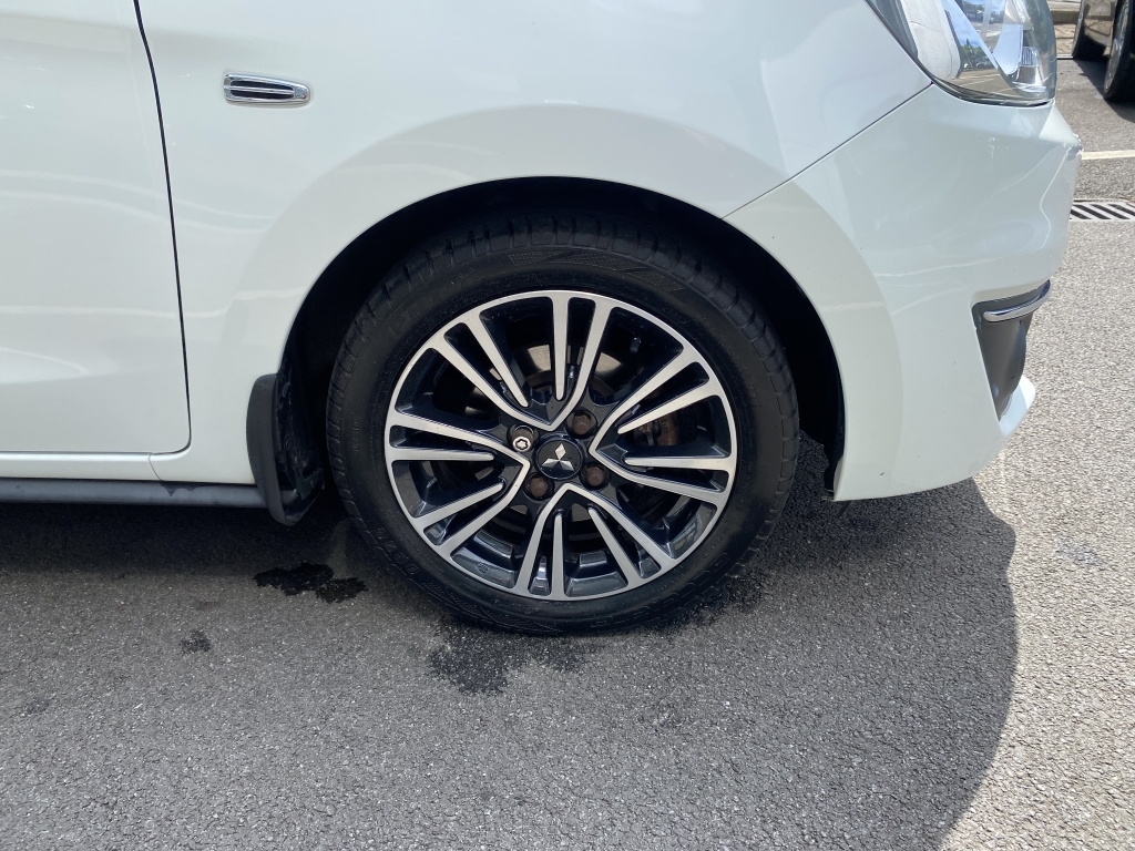 Mitsubishi Mirage 1.2 Juro White #3