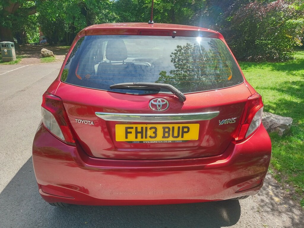 Toyota Yaris 1.3 Dual Vvt-i Tr 2013 FH13BUP Red #5