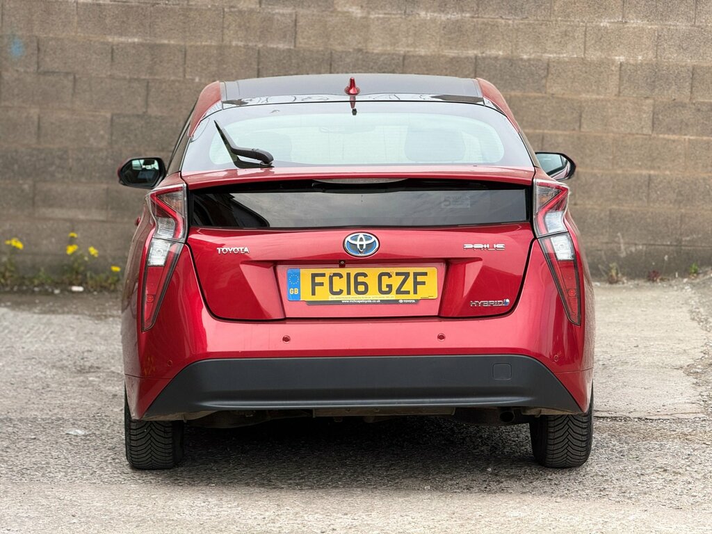 Toyota Prius 1.8 Vvt-h Excel Hatchback Hybrid Cvt Eu Red #6