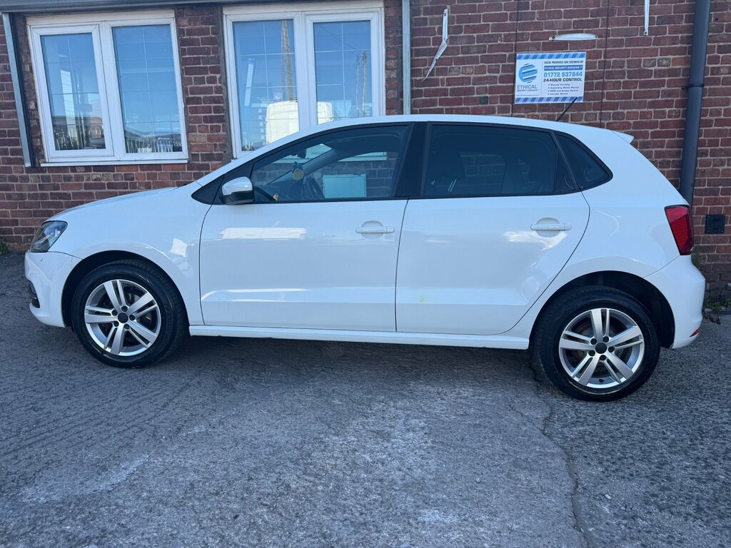 Volkswagen Polo 1.0 Bluemotion Tech Match Hatchback Man MF66UBU White #4