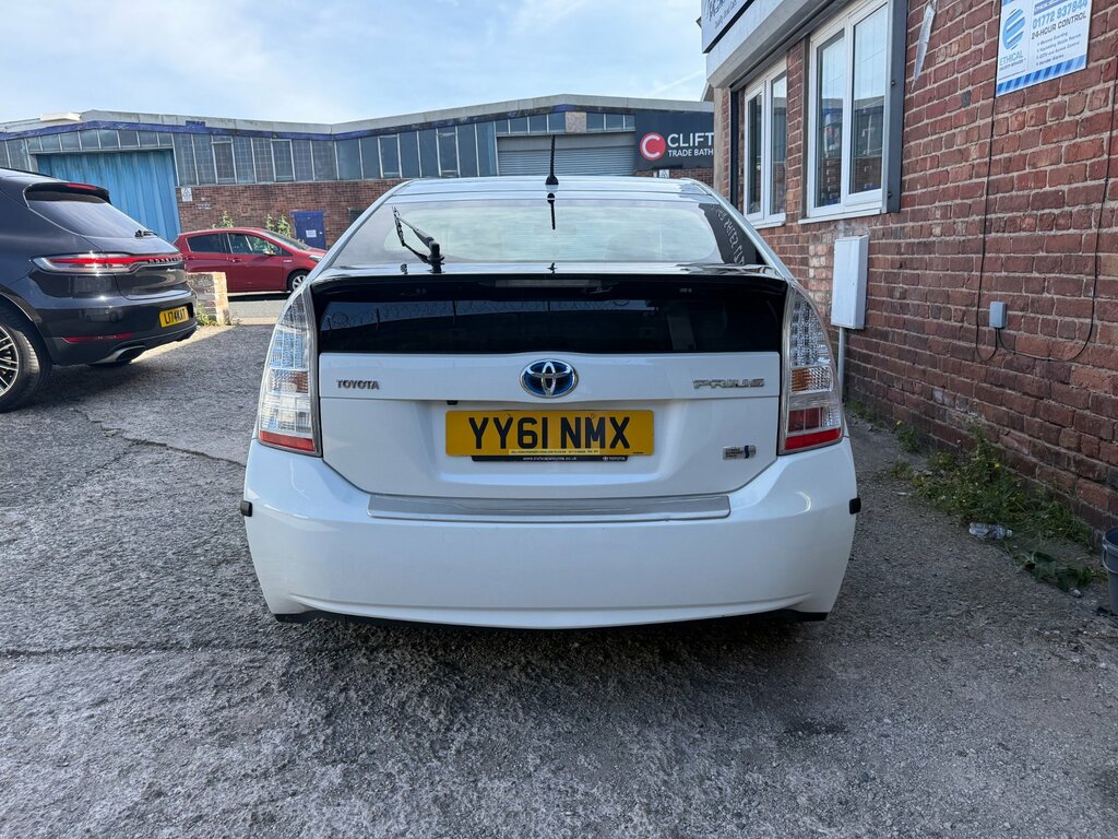 Toyota Prius Blue #7