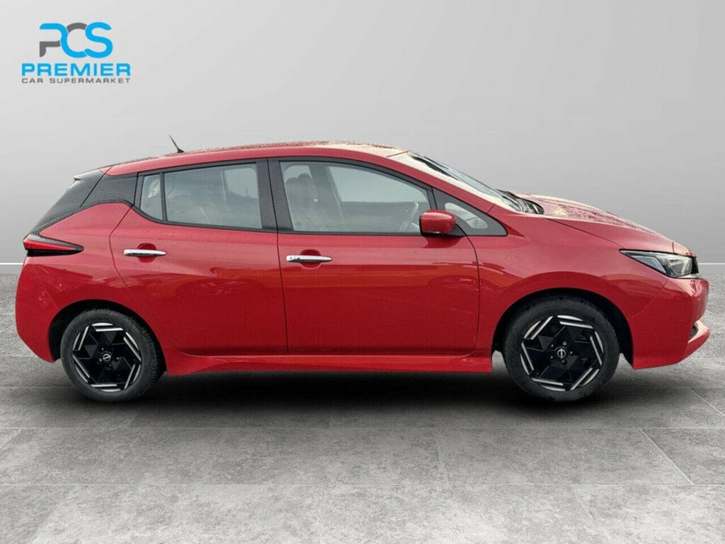 Nissan Leaf Acenta NA72CZR Red #4