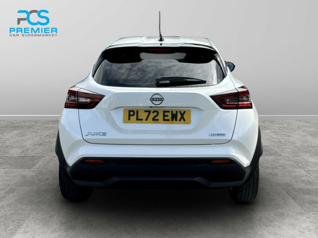 Nissan Juke Tekna PL72EWX White #4