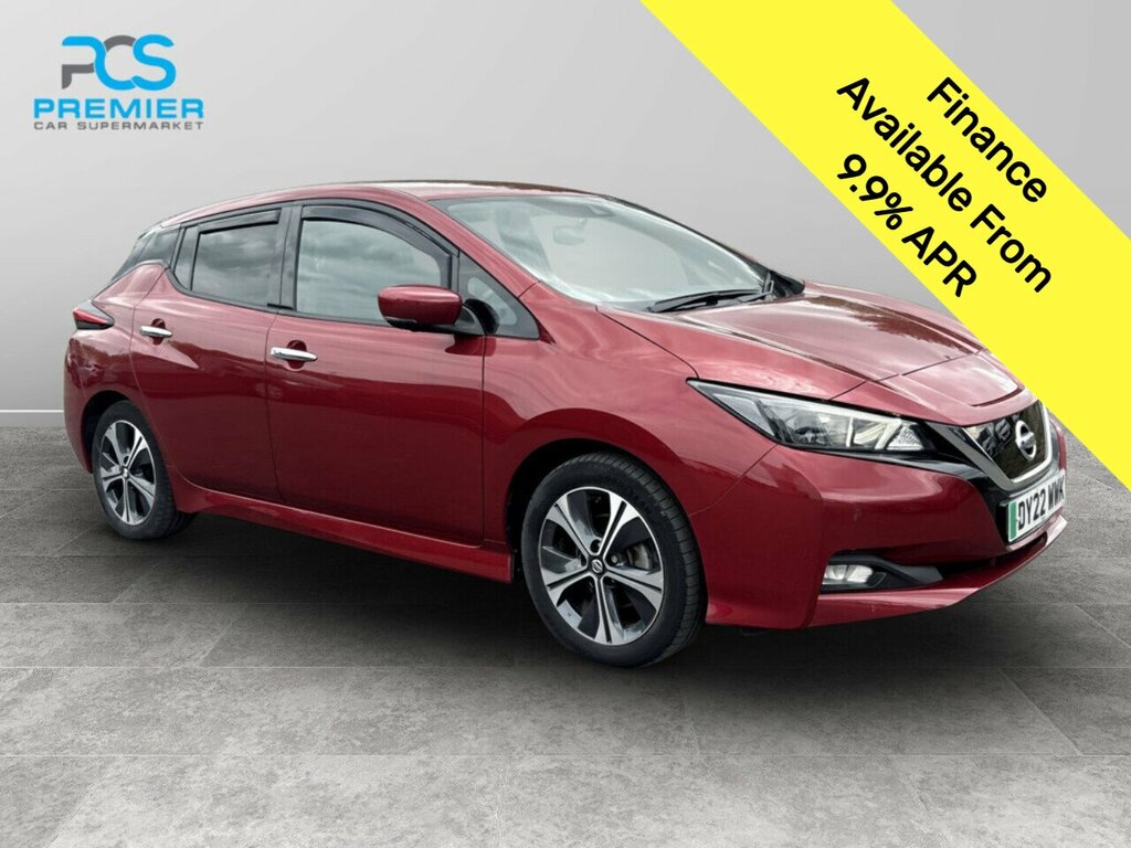 Nissan Leaf N-connecta Red