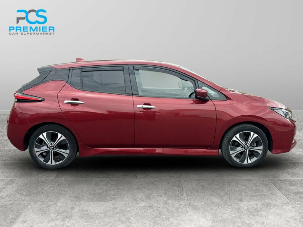 Nissan Leaf N-connecta DY22WWK Red #4