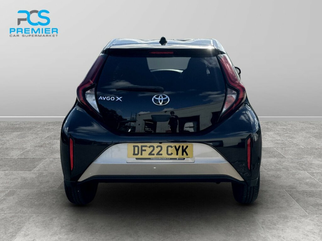 Toyota Aygo X Vvt-i Edge DF22CYK Beige #4