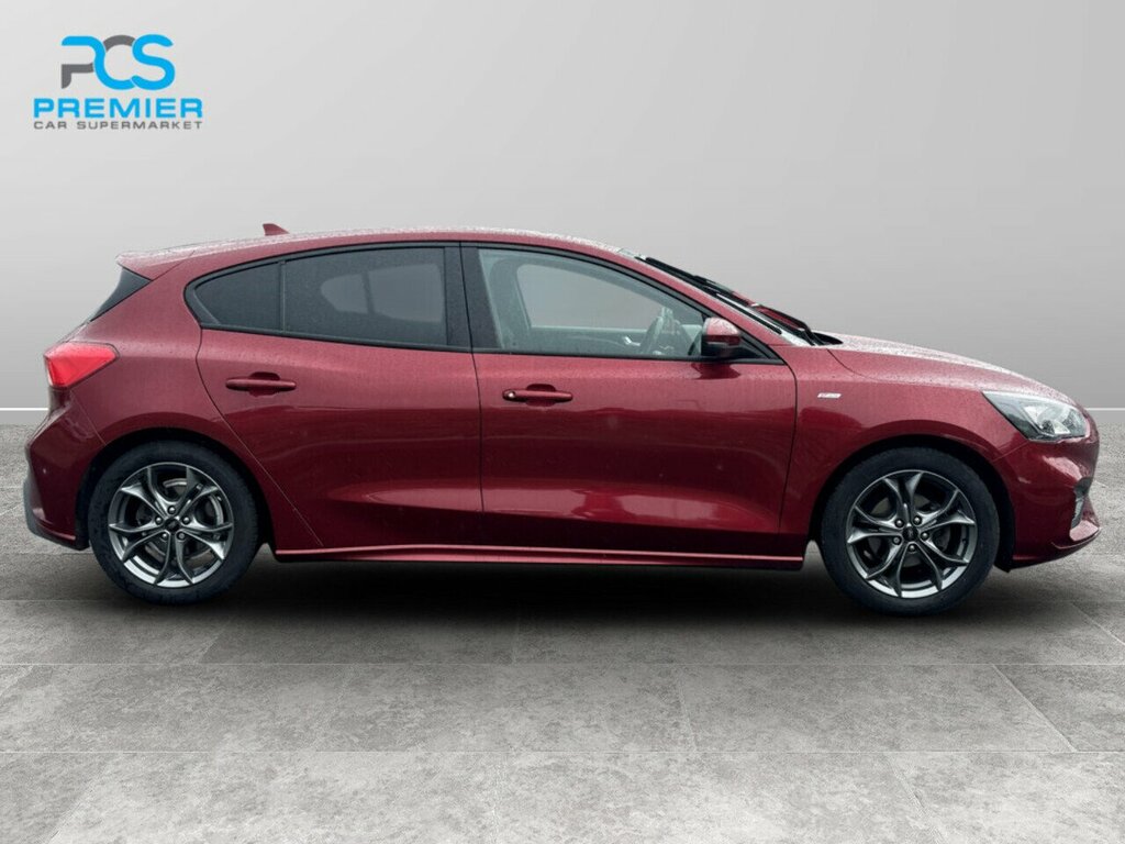 Ford Focus T Ecoboost St-line FP70JYV Red #4