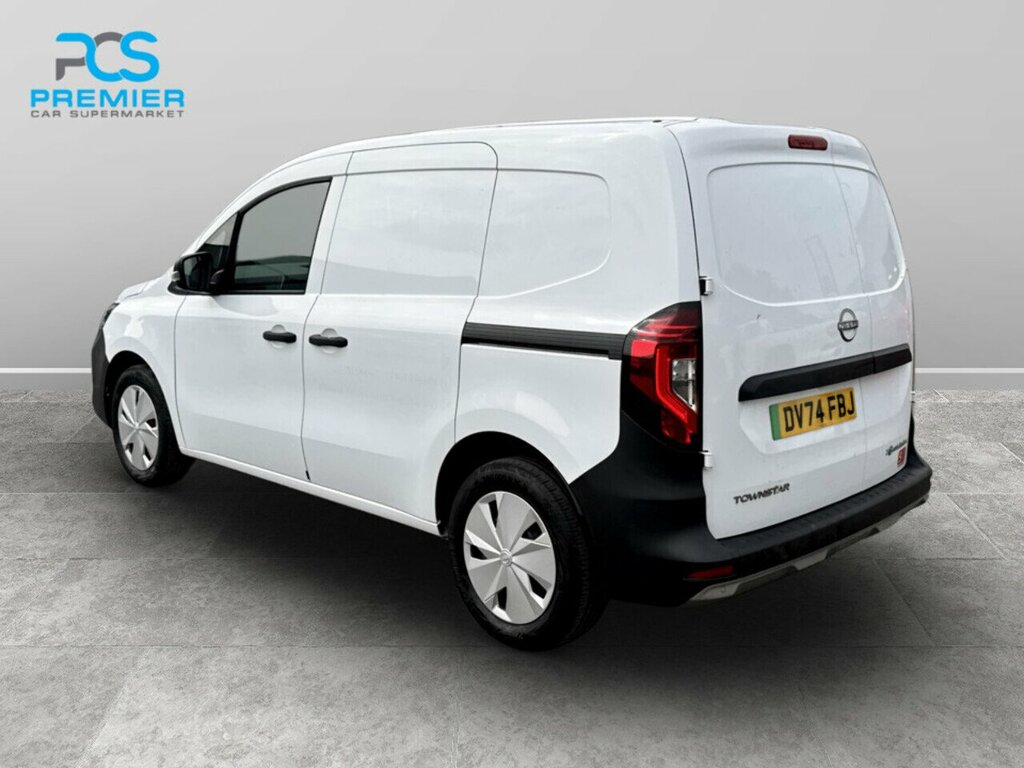 Nissan TOWNSTAR Acenta White #2