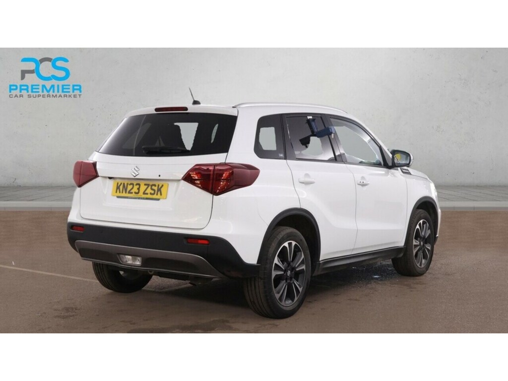 Suzuki Vitara Boosterjet Mhev Sz5 KN23ZSK White #4