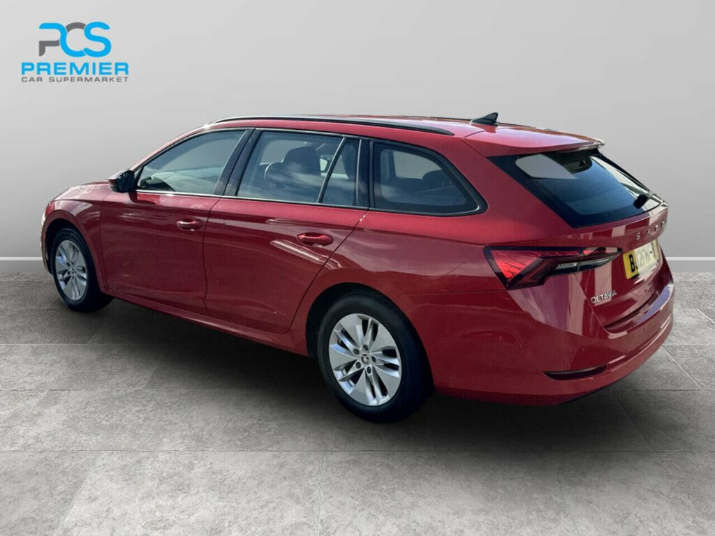 Skoda Octavia Tdi Se Technology Red #2