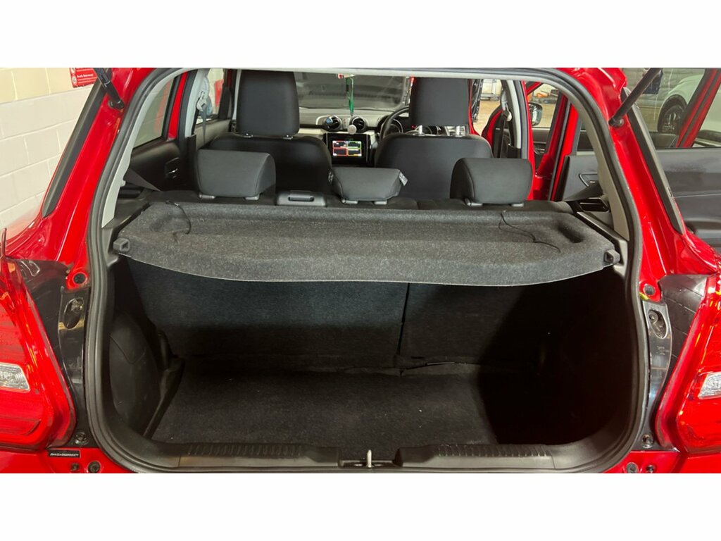 Suzuki Swift Dualjet Mhev Sz-l KS22ZRX Red #5