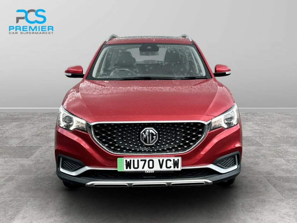 MG ZS Exclusive Red #4