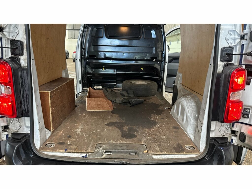 Peugeot E-Expert E 1200 Professional BJ72UBO White #5