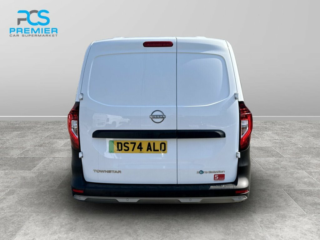 Nissan TOWNSTAR Acenta DS74ALO White #4