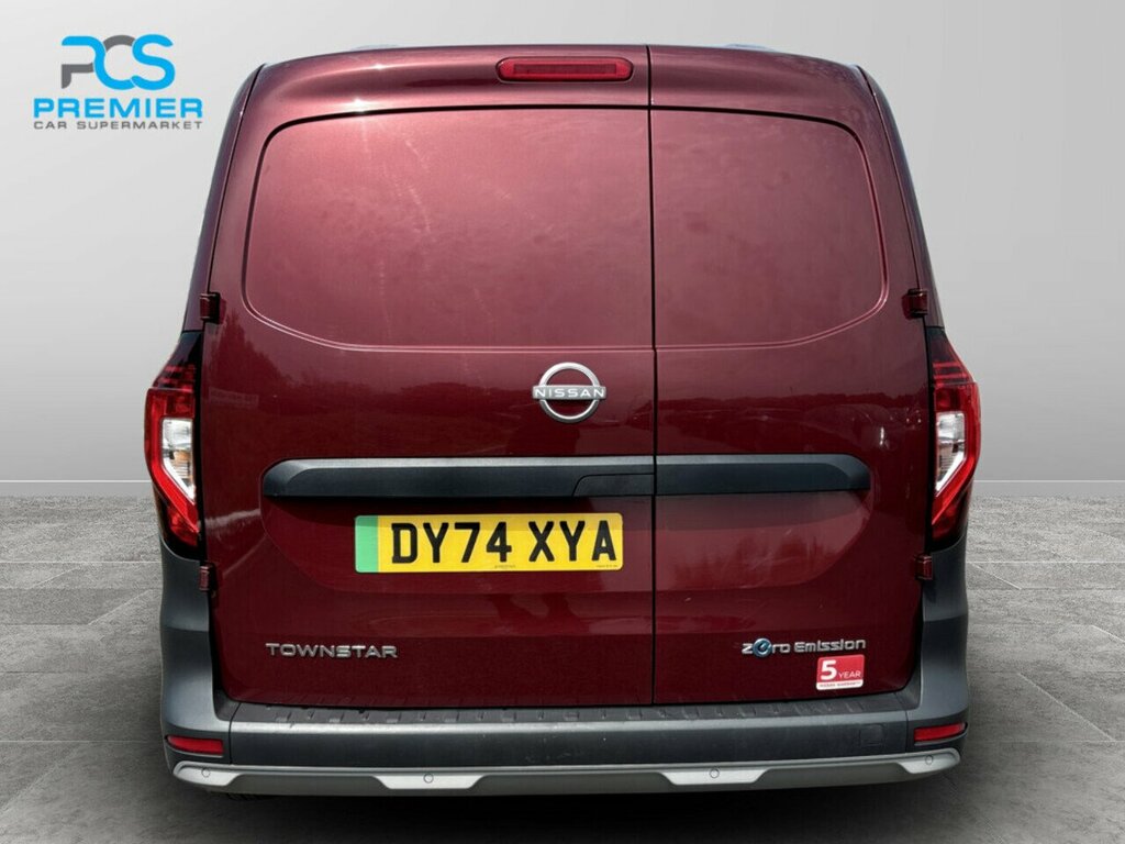 Nissan TOWNSTAR Acenta DY74XYA Red #3