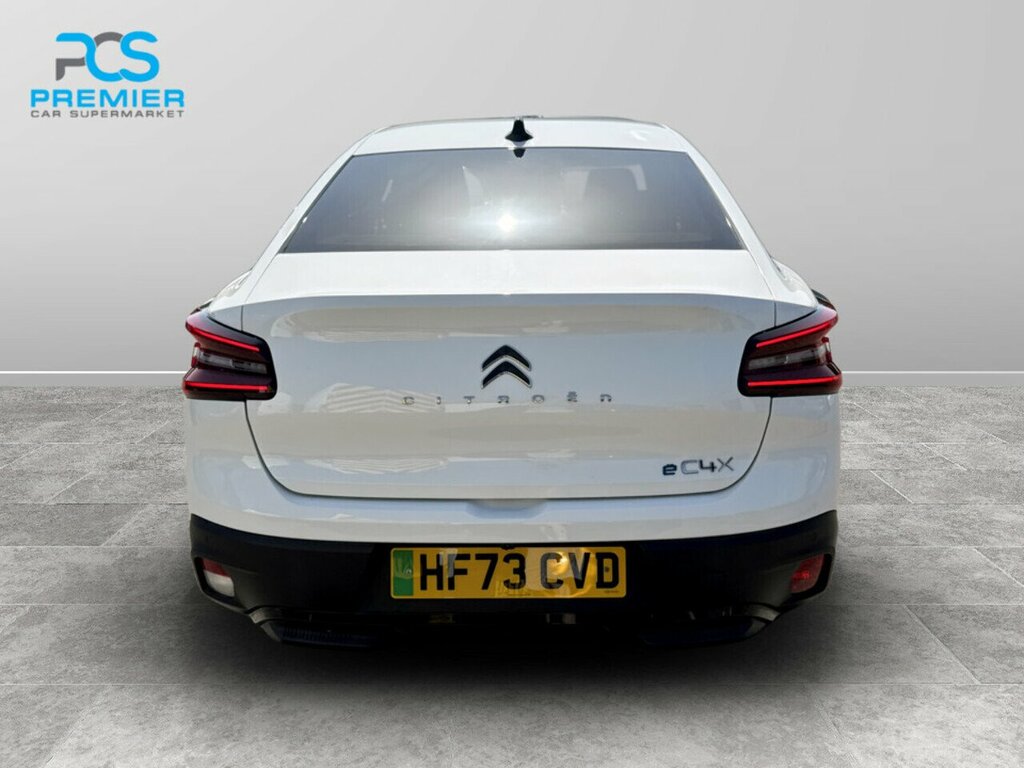 Citroen e-C4 Shine Plus HF73CVD White #4
