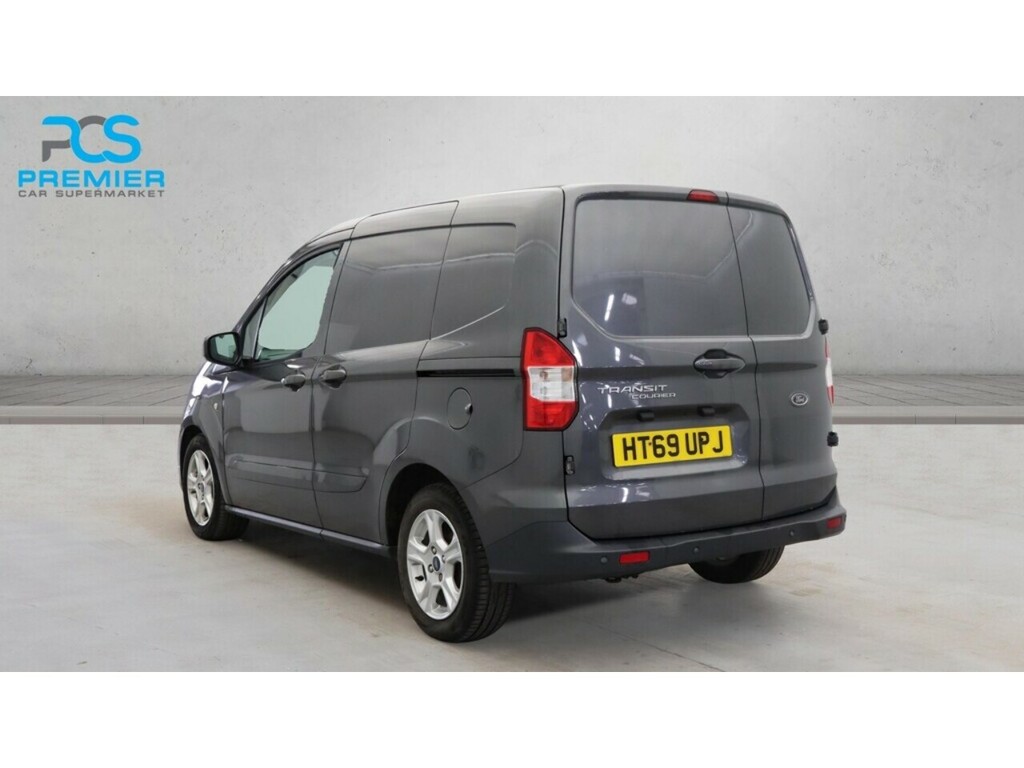 Ford Transit Courier Ecoboost Limited Grey #3