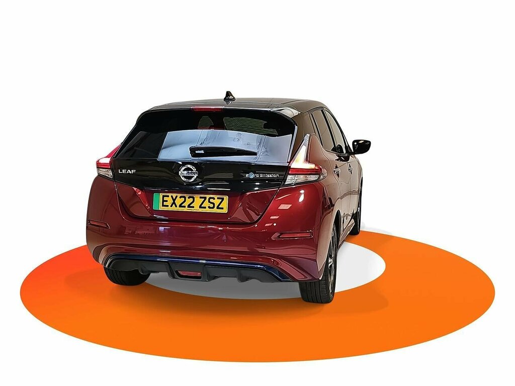 Nissan Leaf Tekna Red #5