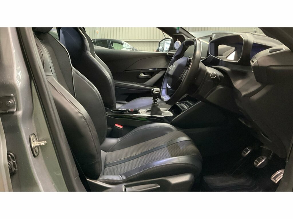 Peugeot 208 Puretech Gt KM23JWW Grey #3