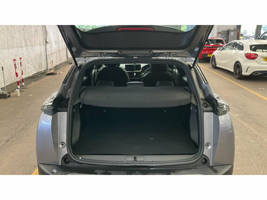 Peugeot 2008 Puretech Allure KR24JFU Grey #5