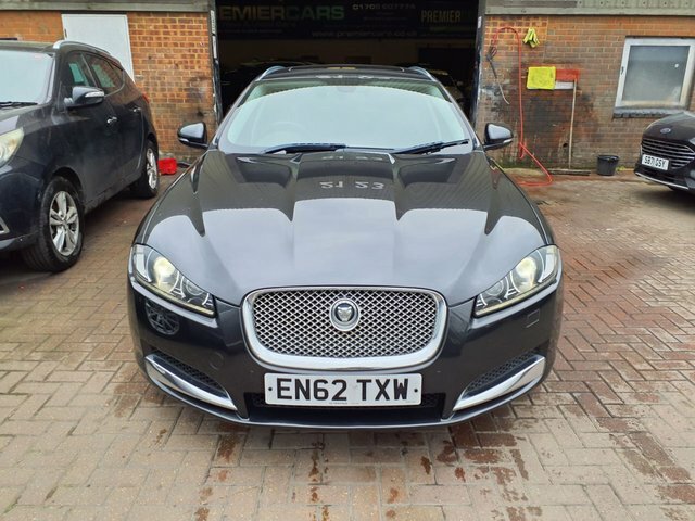 Jaguar XF 3.0D V6 Premium Luxury Sportbrake EN62TXW Grey #3