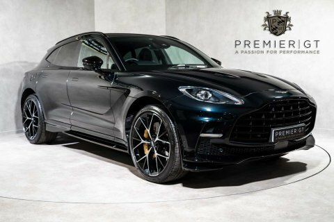 Aston Martin DBX 707 V8. Vat Black