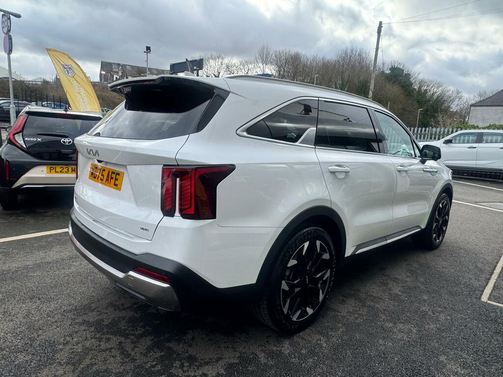 Kia Sorento 2.2 Crdi 4 MD75AFE White #4