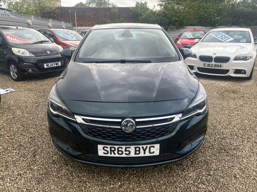Vauxhall Astra 1.6L Elite Nav SR65BYC Green #2