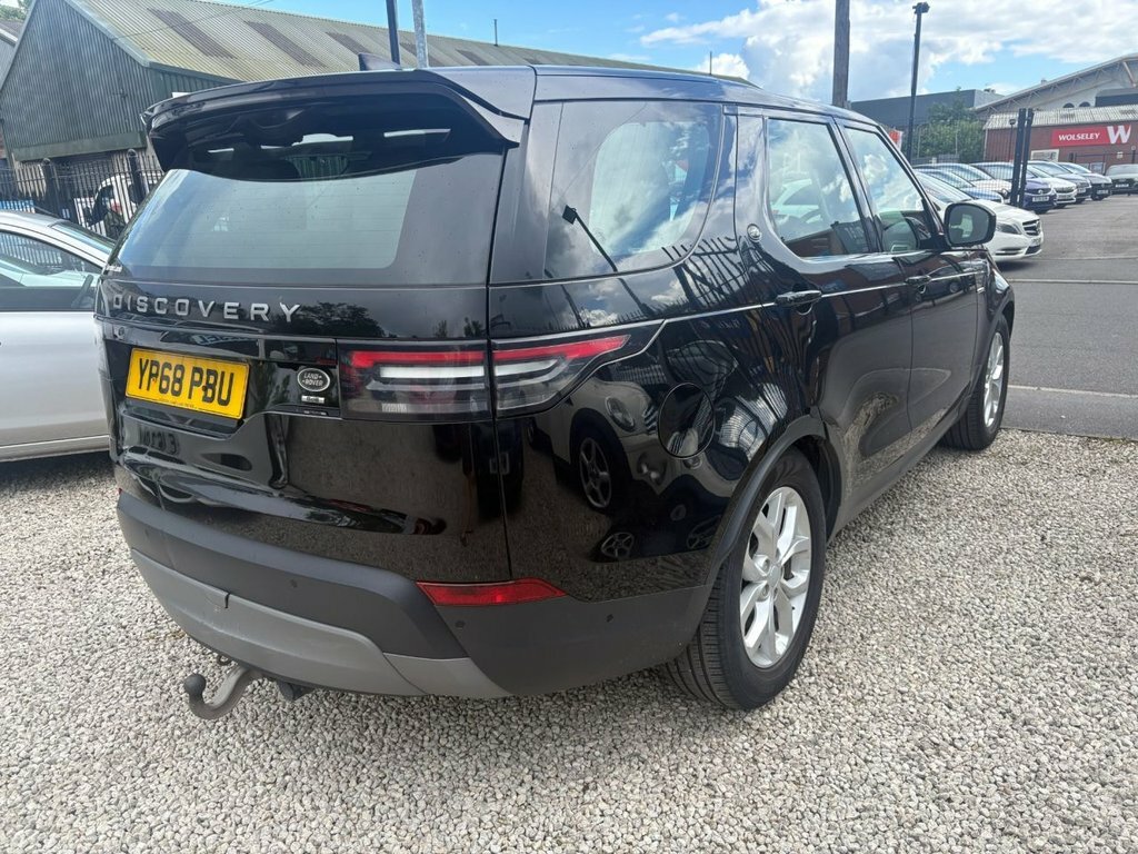 Land Rover Discovery 3L Se YP68PBU Black #6