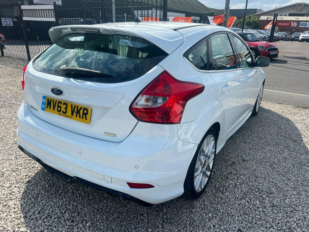 Ford Focus 1.6L Zetec S MV63VKR White #6