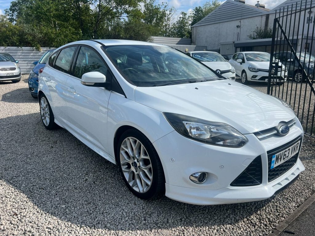 Ford Focus 1.6L Zetec S White