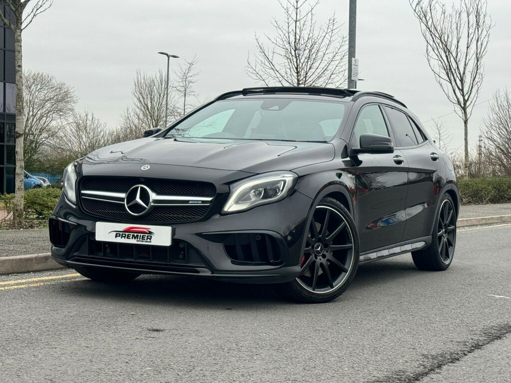 Mercedes-Benz GLA Class 2.0 Gla45 Amg 2018 LN18AXP Black #2