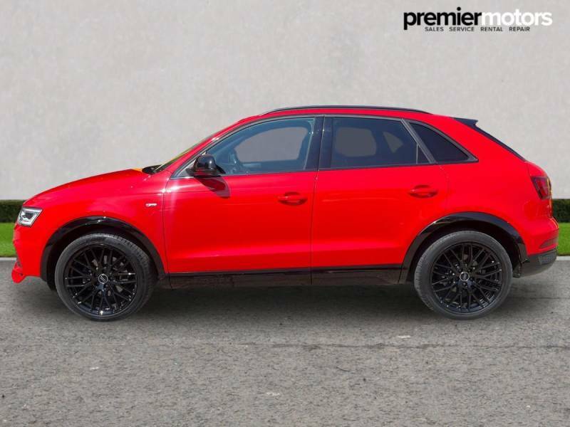 Audi Q3 2.0 Tdi 184 Quattro Black Edition S Tronic - Red #4