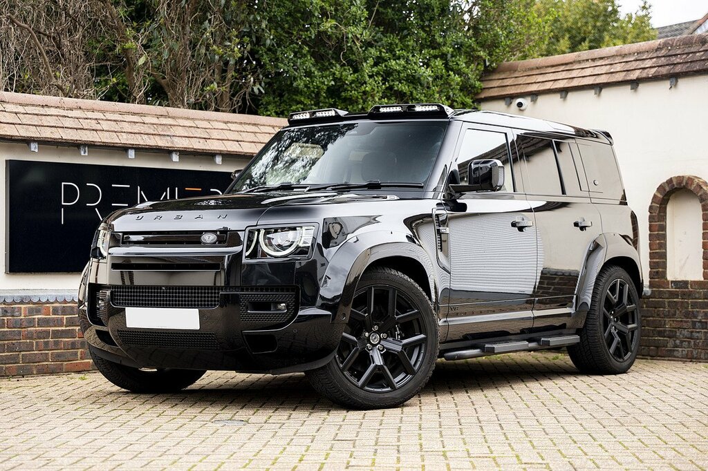 Land Rover Defender 110 P525 V8 Black