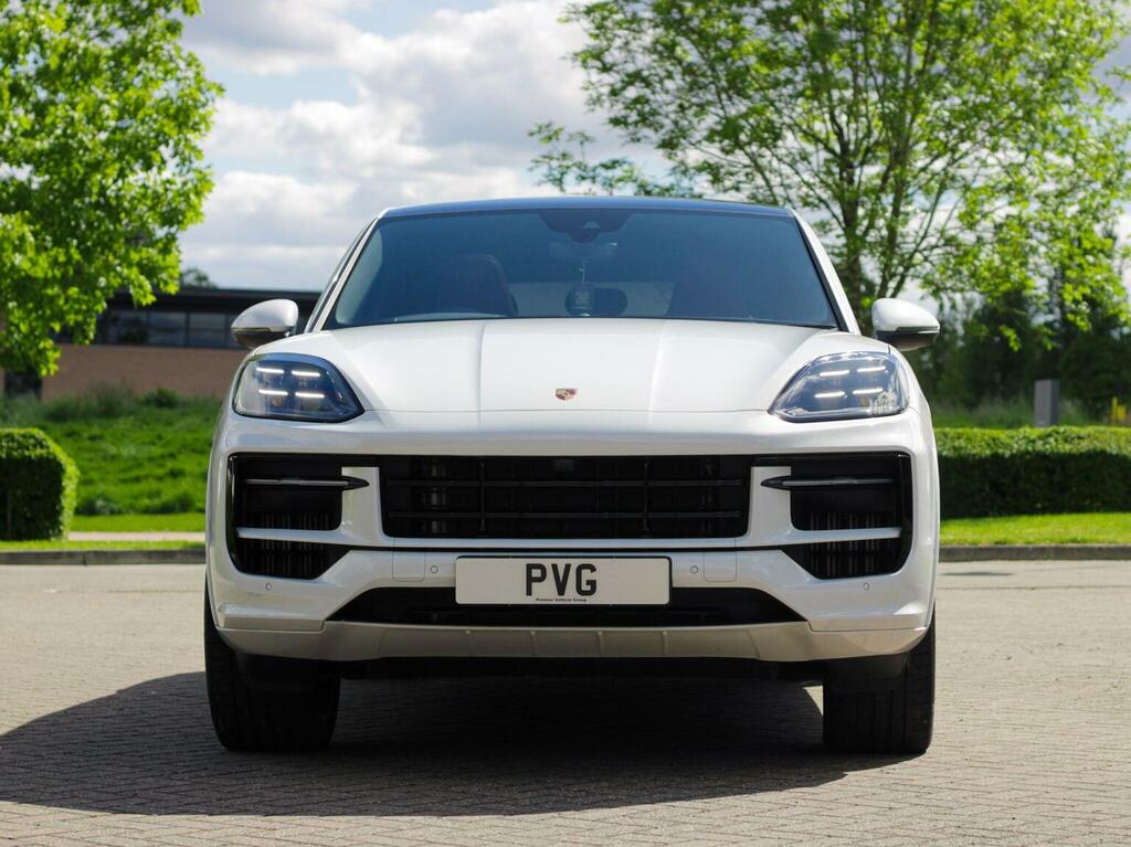 Porsche Cayenne Coupe 3.0 V6 E-hybrid 25.9Kwh Tiptronics 4Wd Euro White #4