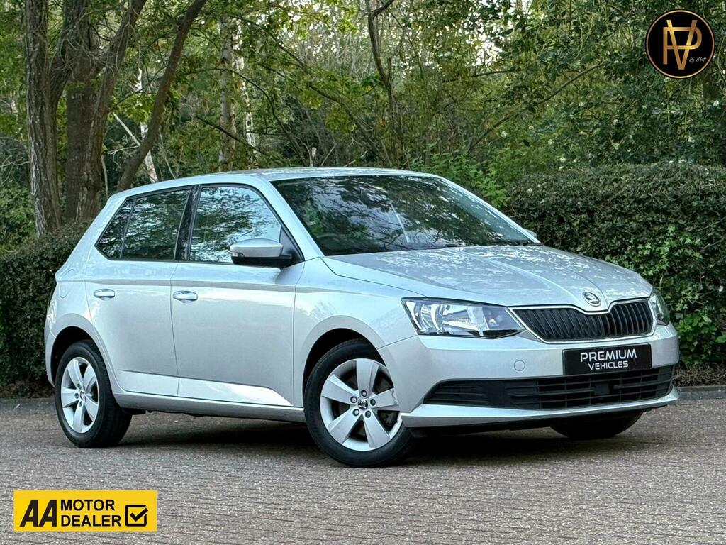 Skoda Fabia Hatchback 1.2 Tsi Se Dsg Euro 6 Ss 201616 Silver