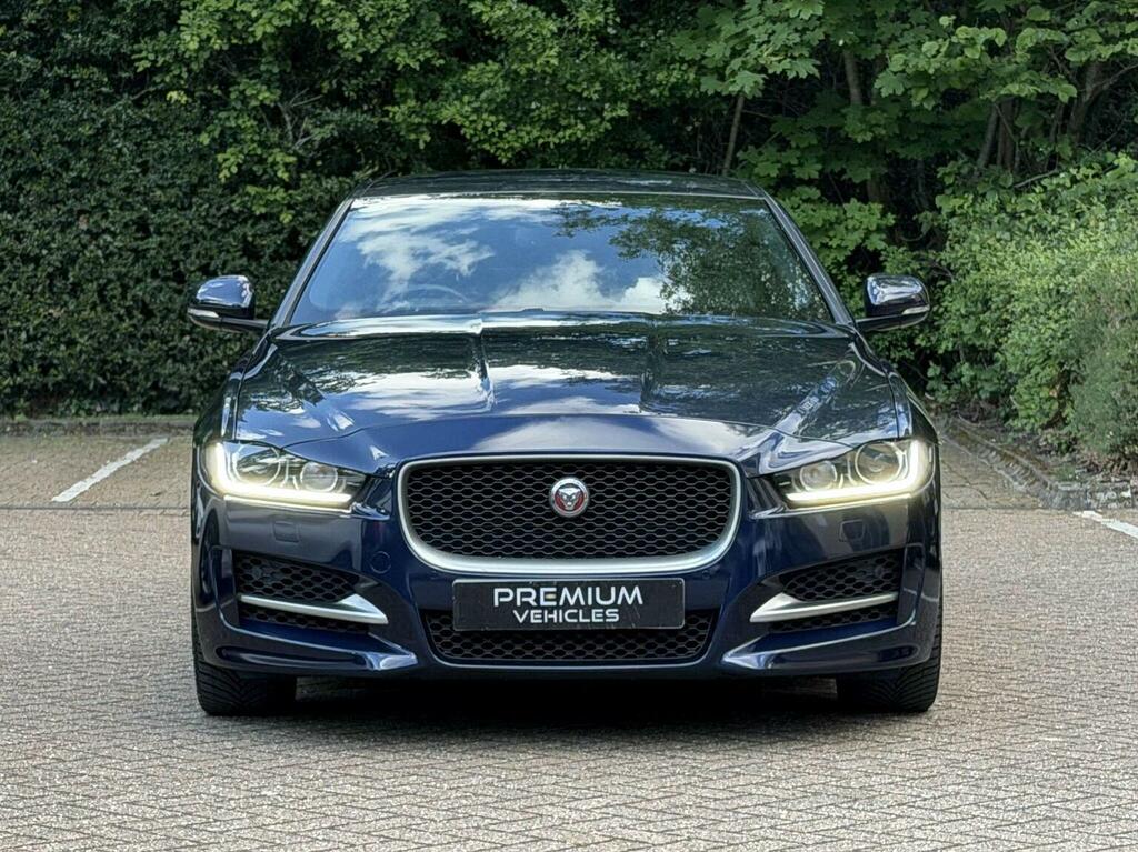 Jaguar XE Saloon 2.0D R-sport Euro 6 Ss 201868 BU68VHH Blue #6