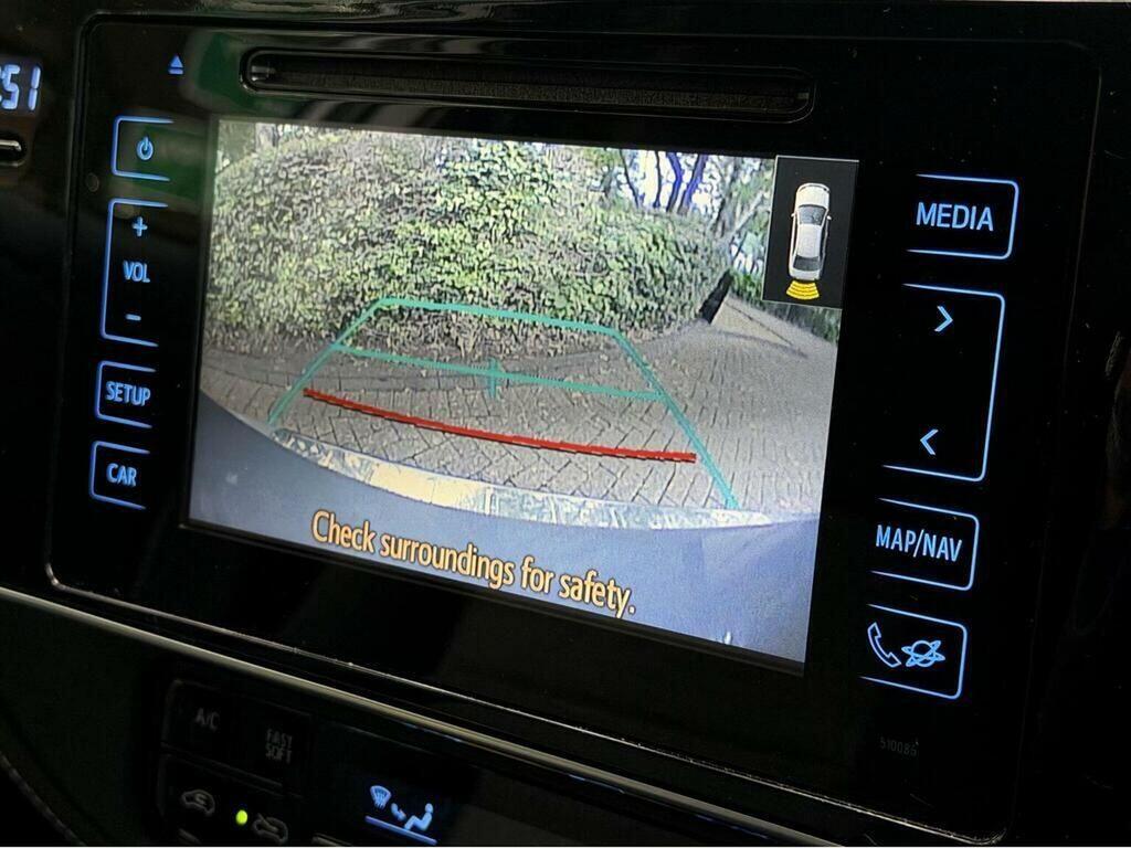 Toyota Auris Hatchback 1.8 Vvt-h Design Cvt Euro 6 Ss 2 Grey #4