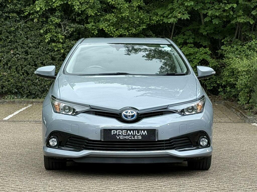 Toyota Auris Hatchback 1.8 Vvt-h Design Cvt Euro 6 Ss 2 Grey #6