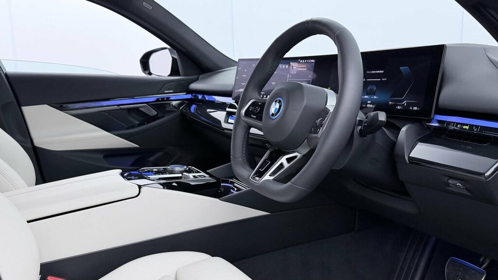 BMW i5 I5 Edrive40 M Sport Saloon YD25BPL Black #6